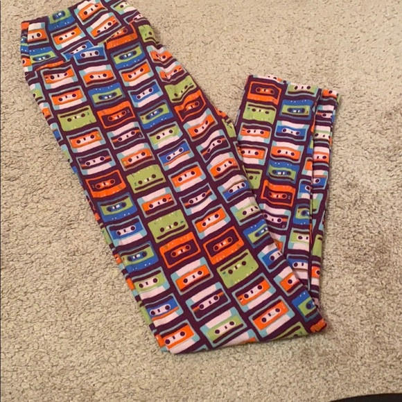 LuLaRoe Leggings - 80s - Picture 3 of 3